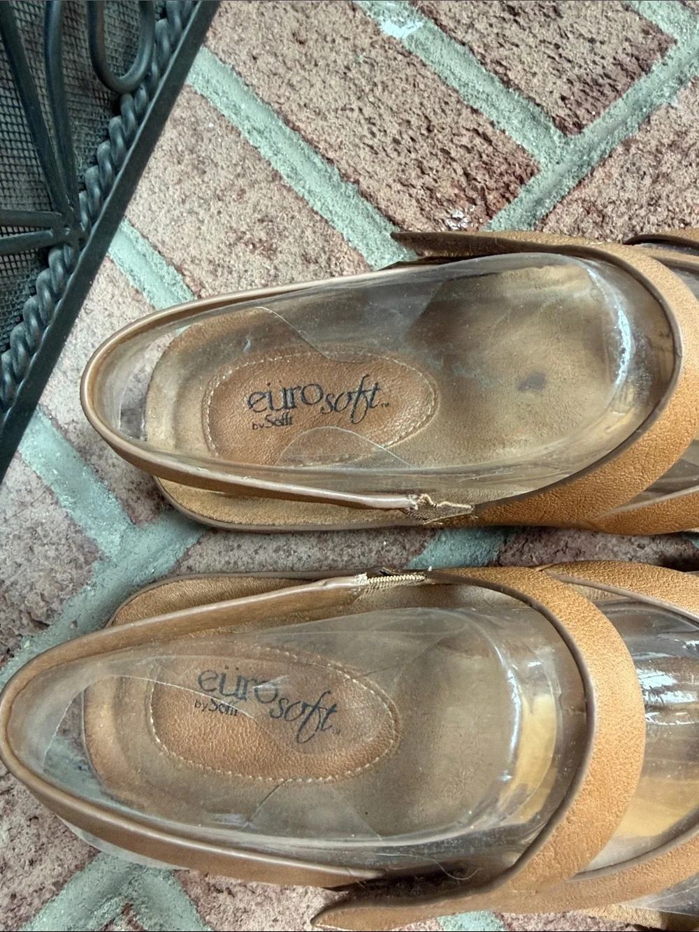 Eurosport Women’s Tan Strappy Comfort Sandals, EUC, Size 8.5 - Picture 2 of 9